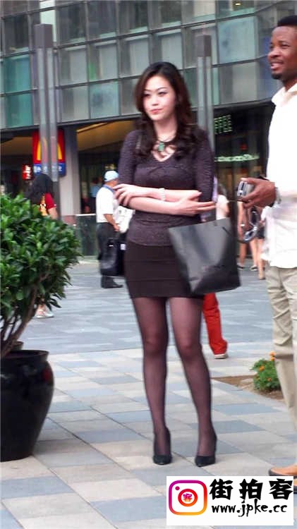134729uk88jyv2y877yhav.jpg
