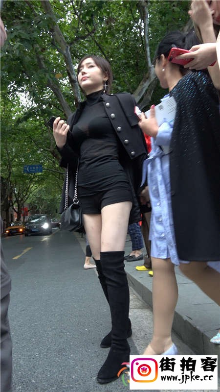 181745v5dkp0skmrk0440s.jpg