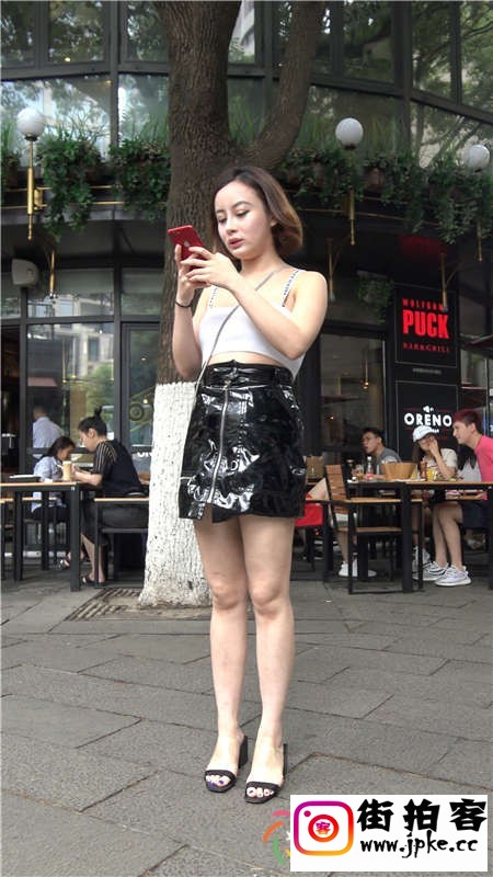 001820d5ykm55q4aunnam9.jpg