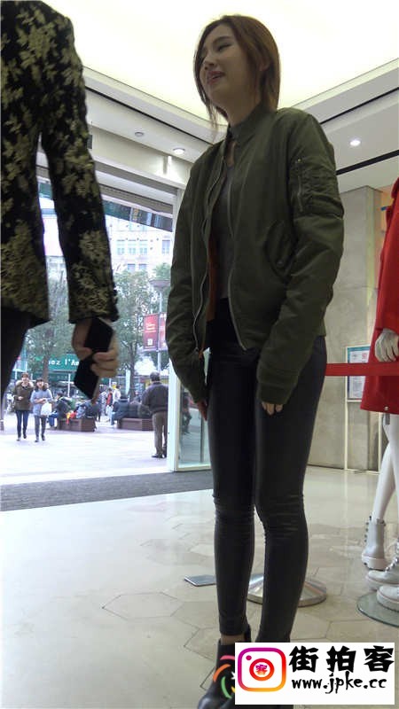 135809fczawqucqqsvrjra.jpg