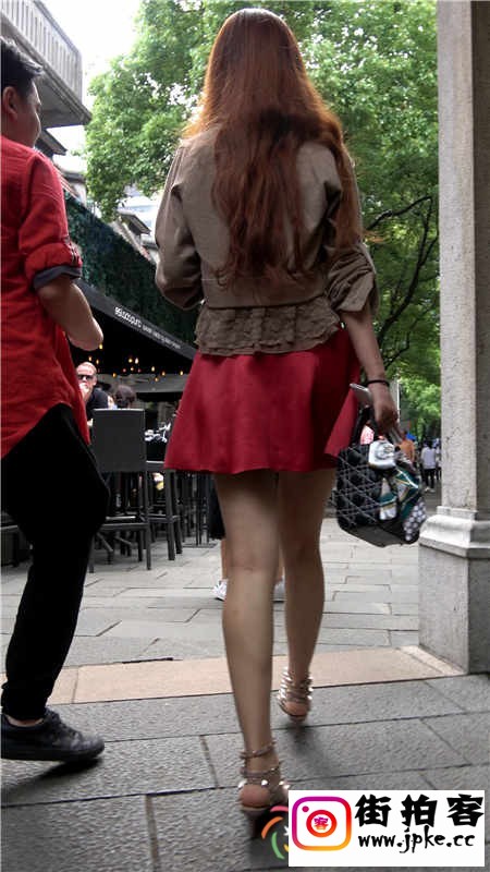 222313v817d8qw88q988nc.jpg