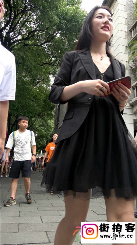 151911so5oo65q3hkbh86b.jpg