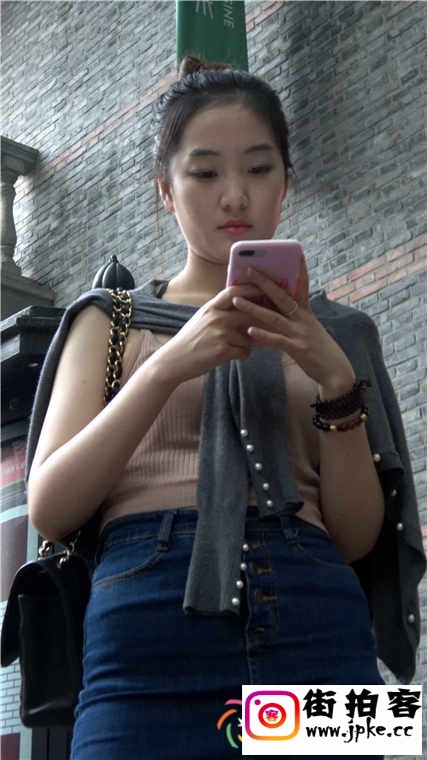 151724g1w5t55y1ew71w5t.jpg