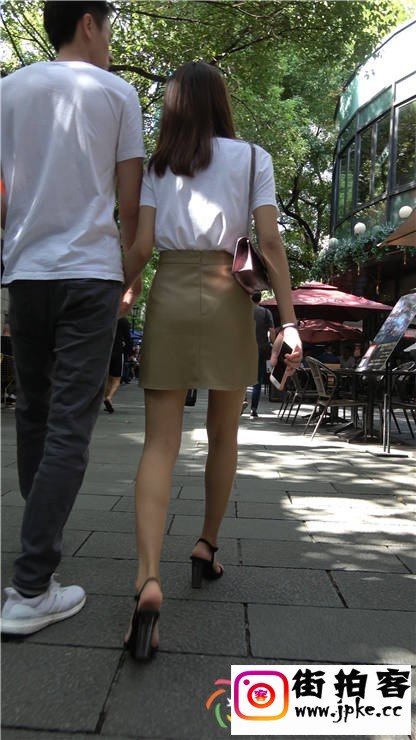 160350feum1wtumt1w8nth.jpg