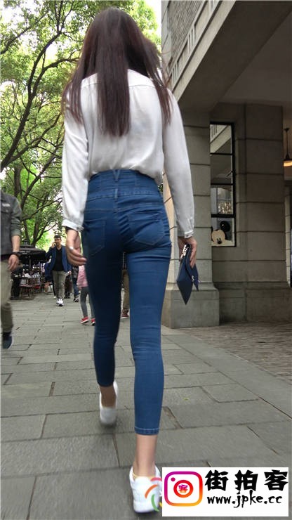 122411wf9dmsm04xqm7l27.jpg