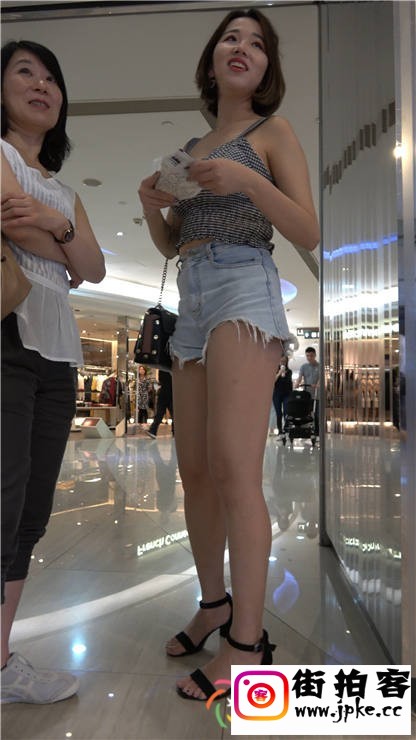 221758cqt1bki2zizhjiub.jpg