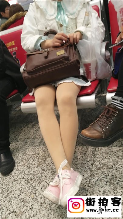 124937oqw2w60bh9hkw6k2.jpg