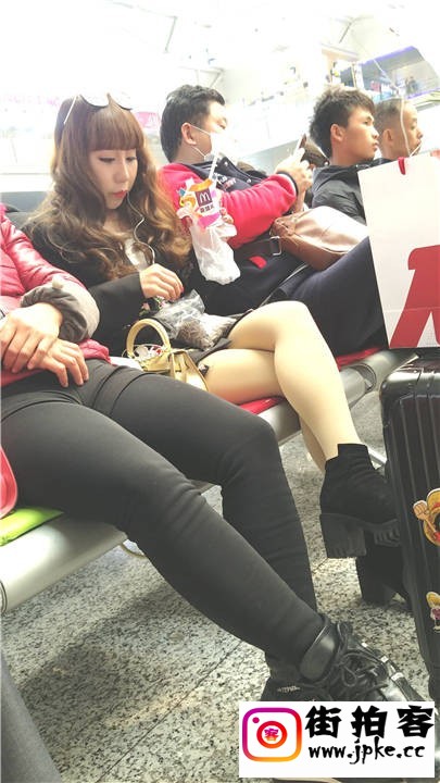 103030dtz81cjhjw8holqd.jpg