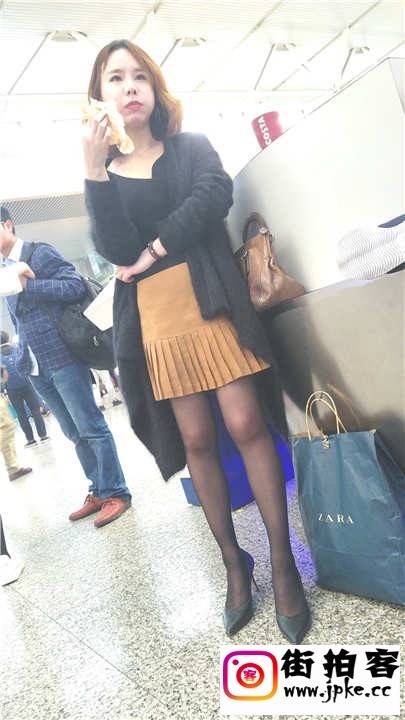 154429g2gh862yuhgggxcc.jpg