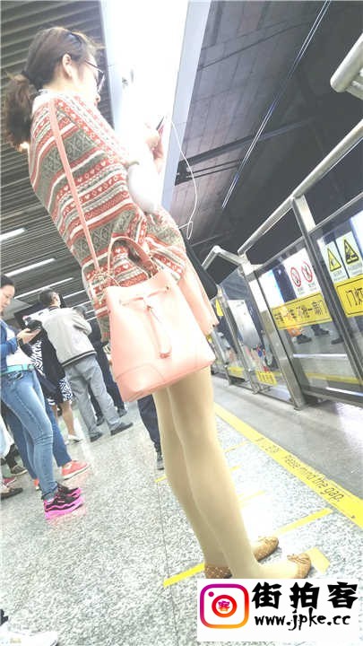 125518rococjxnhh3finjf.jpg