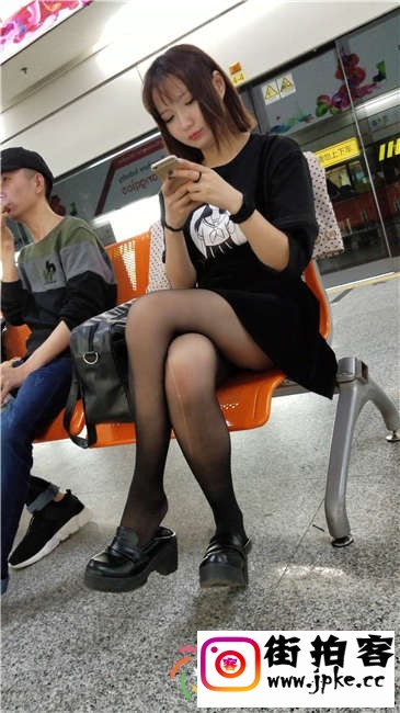 200347qppn2f8cj8p0cv8z.jpg