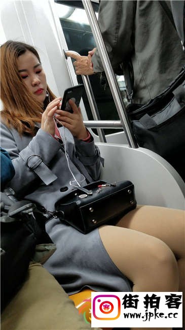 173927mrax7f4z998oo57d.jpg
