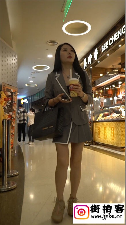 11 (14).jpg
