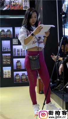4K-展会跟拍红色瑜伽课漂亮少妇极品美腿翘臀