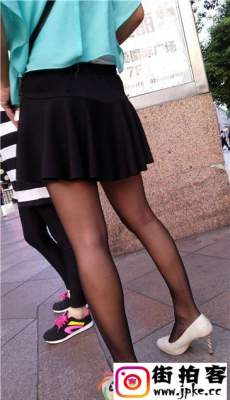 4K-广场黑色丝袜银色高跟超短裙小少妇极品美腿[MP4/1.03G]