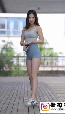 4K-[一始专区] 波尔多也是一种颜色 套图+视频[MP4/33.3G]