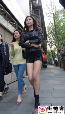 4K-街拍条纹热裤极品长腿高跟性感美少妇[MP4/1.43G]
